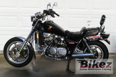 1986 Honda VF 750 C photo